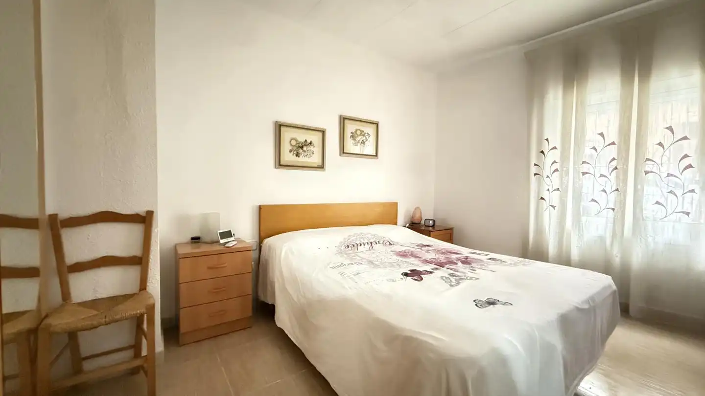 Habitación de Planta baja en venta en Mataró con Aire acondicionado
