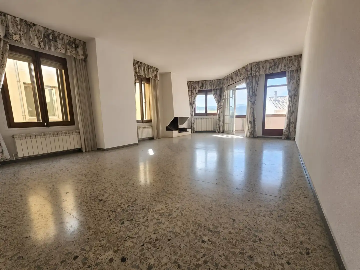 Living room of Houses for sale in Hostalric  with Air Conditioner, Heating and Terrace