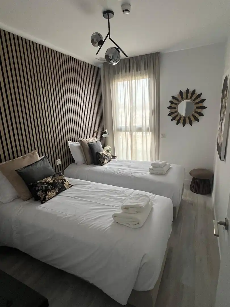 Habitación de Apartamento de alquiler en Málaga con Aire acondicionado, Amueblado y Piscina comunitaria