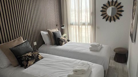 Foto 2 de Apartamento de alquiler en Martiricos, 30, Martiricos - La Roca - La Rosaleda, Málaga Capital