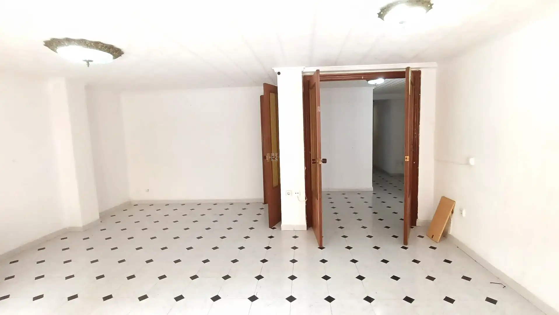 Piso en venta en Santa Pola con Trastero y Balcón