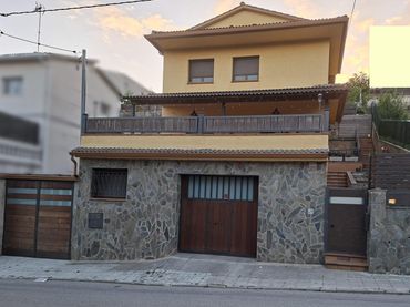Casa con balcón en venta en Lliçà d'Amunt