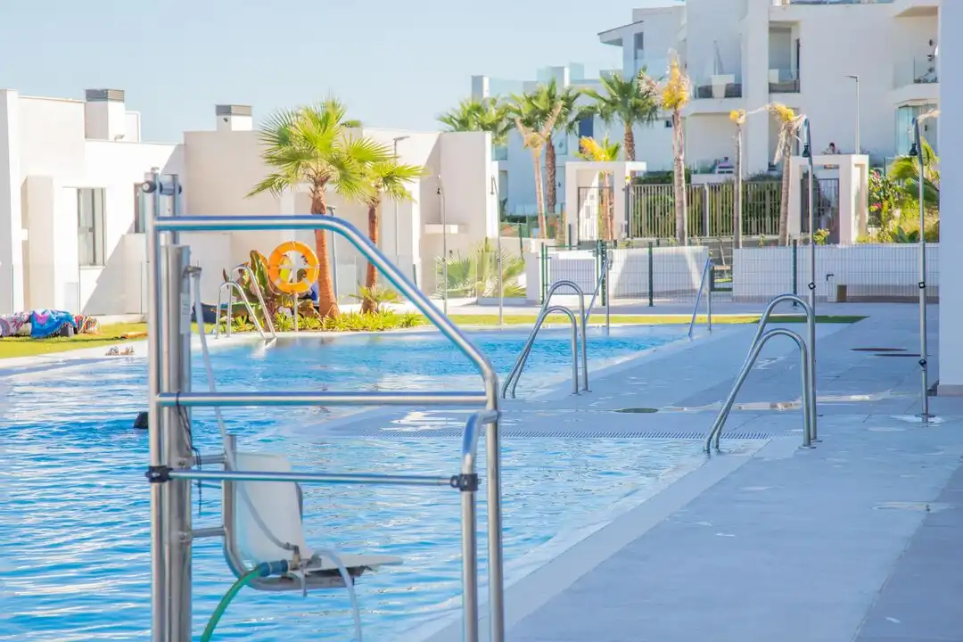 Swimming pool of Duplexes for rent in La Alcaidesa  with Air Conditioner, Heating and Private garden