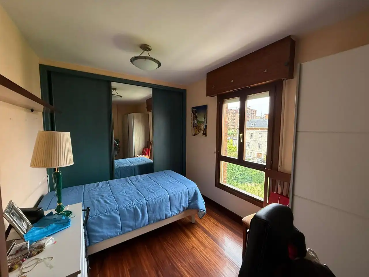 Habitación de Piso en venta en Castro-Urdiales con Calefacción, Parquet y Piscina comunitaria