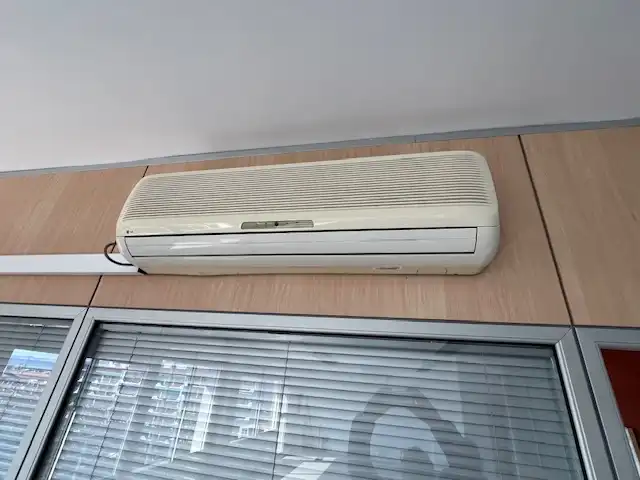 Oficina amb ascensor de lloguer a Ronda de ľEst, imagen 9