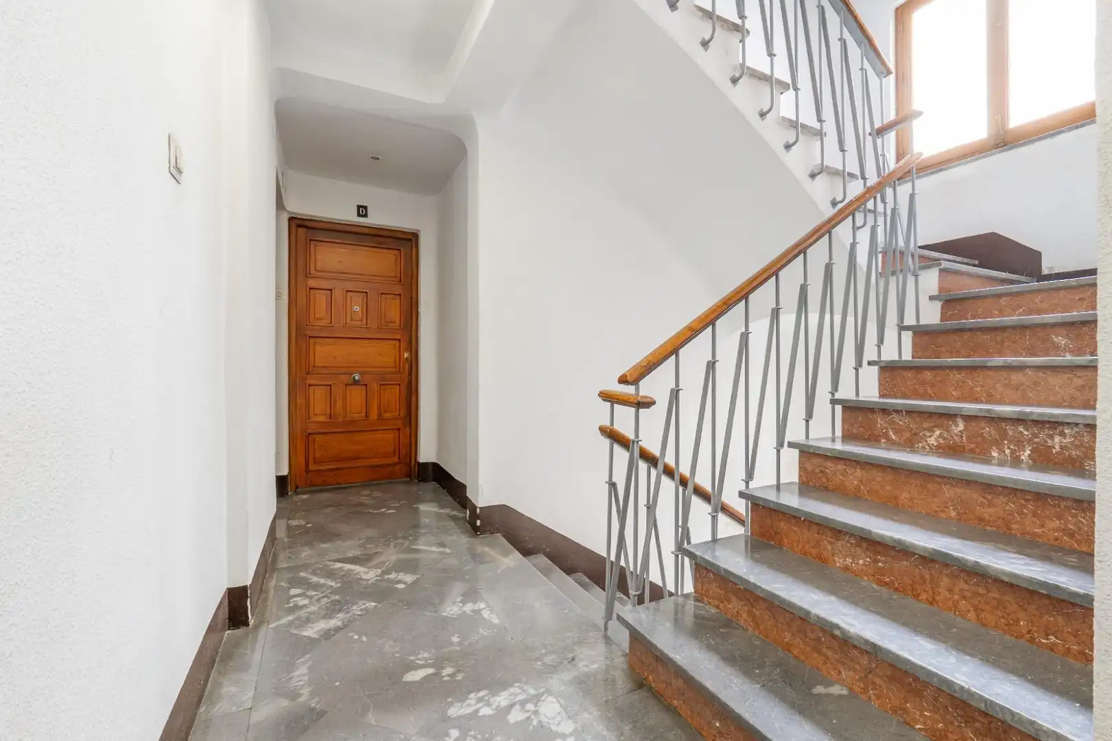 Wohnung zum Verkauf in Granada mit Klimaanlage