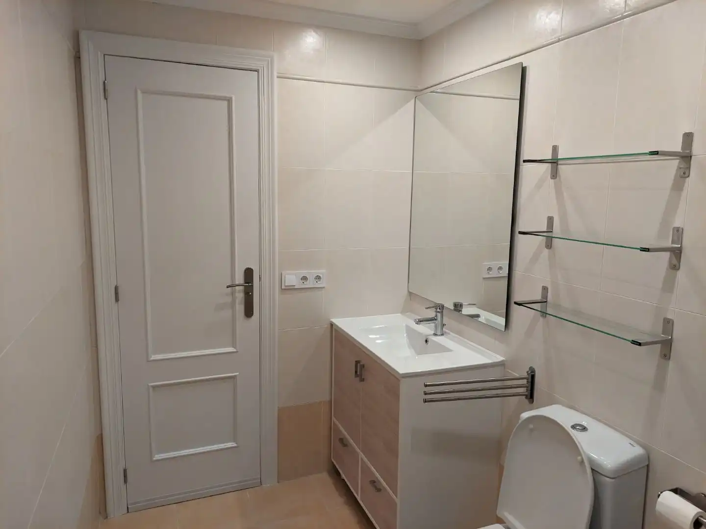 Badezimmer von Wohnung zur untervermieten in Poble Nou
