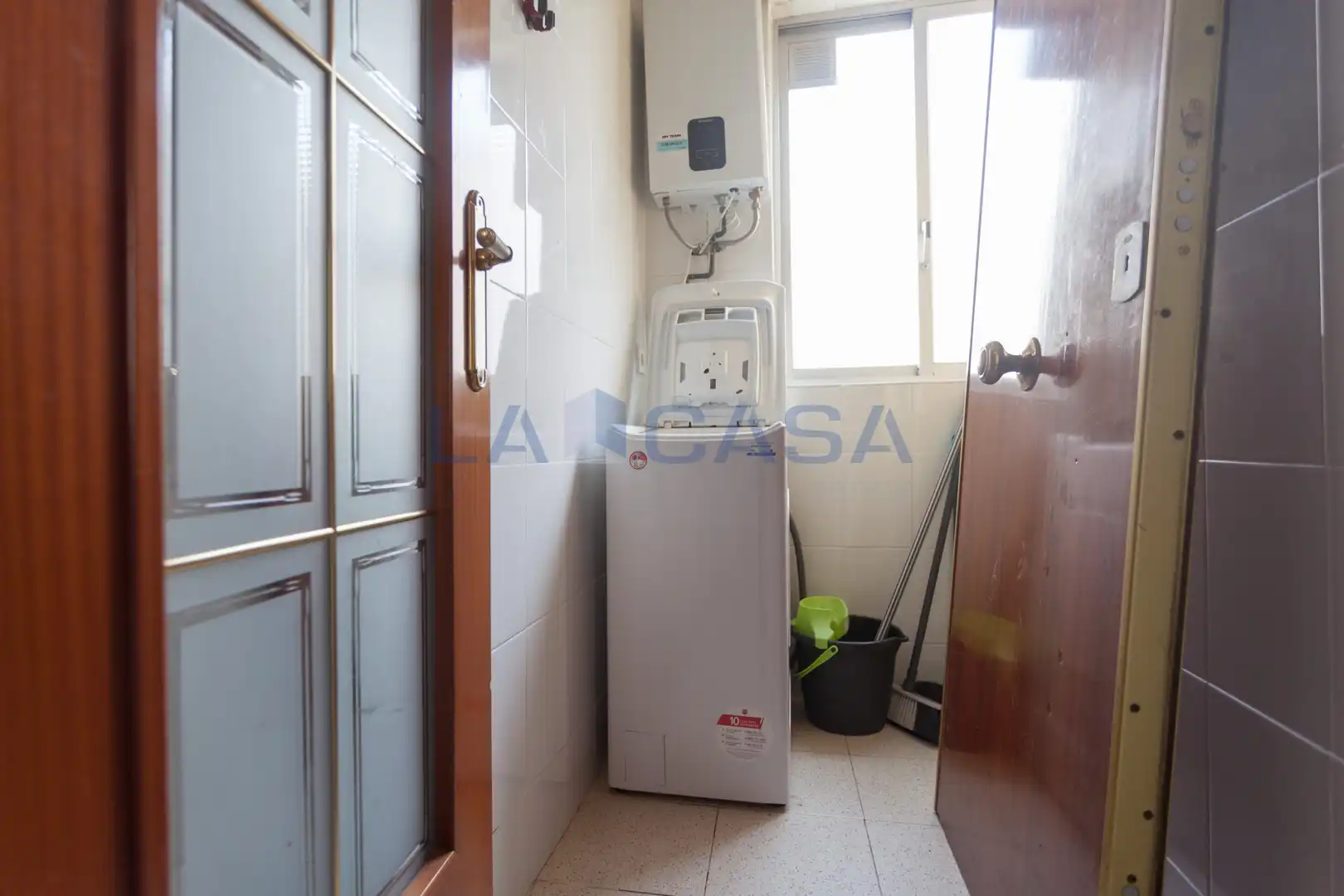 Küche von Wohnung zum Verkauf in L'Hospitalet de Llobregat