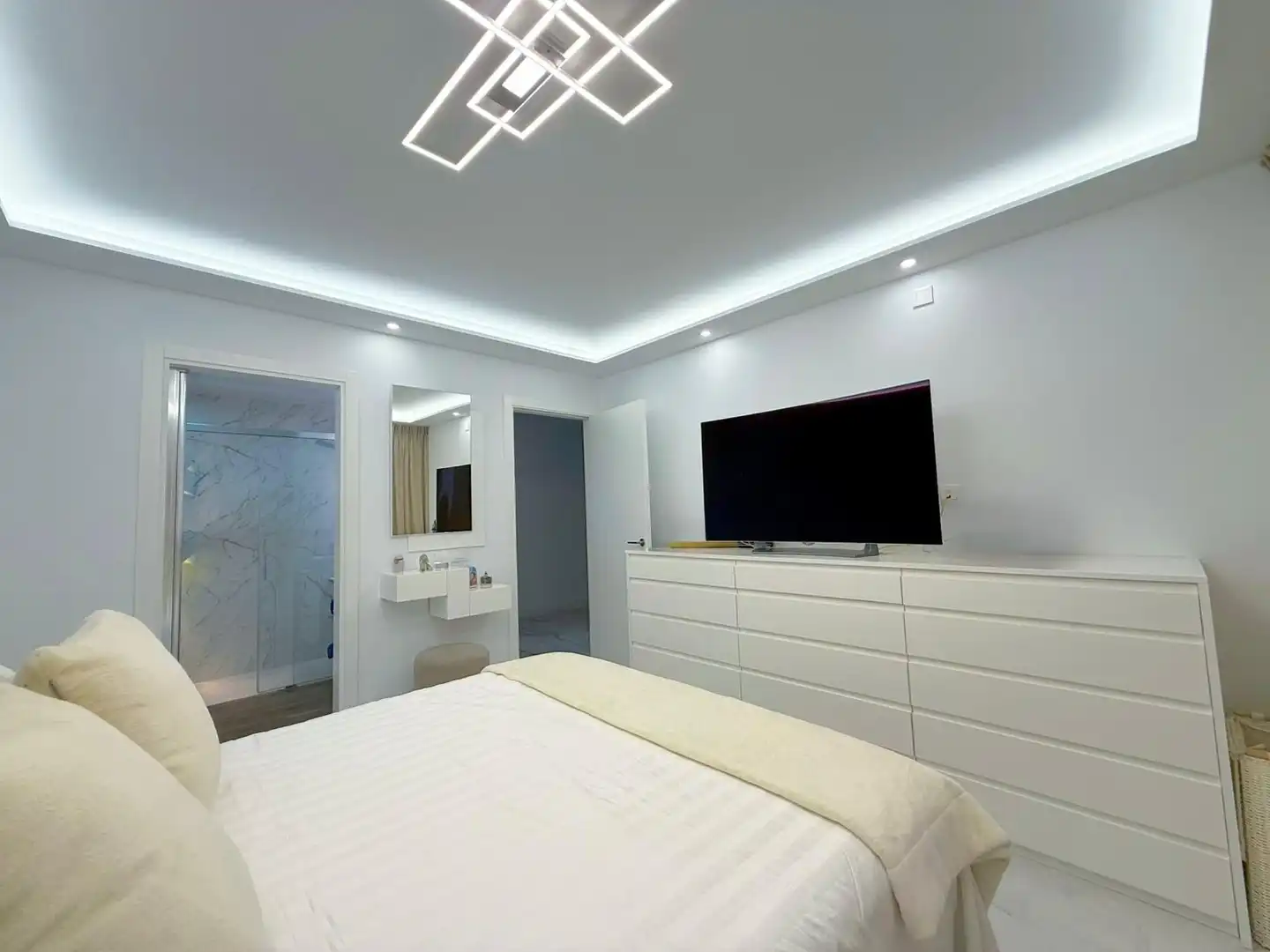 Schlafzimmer von Wohnung zum Verkauf in Arona mit Klimaanlage, Terrasse und Abstellraum