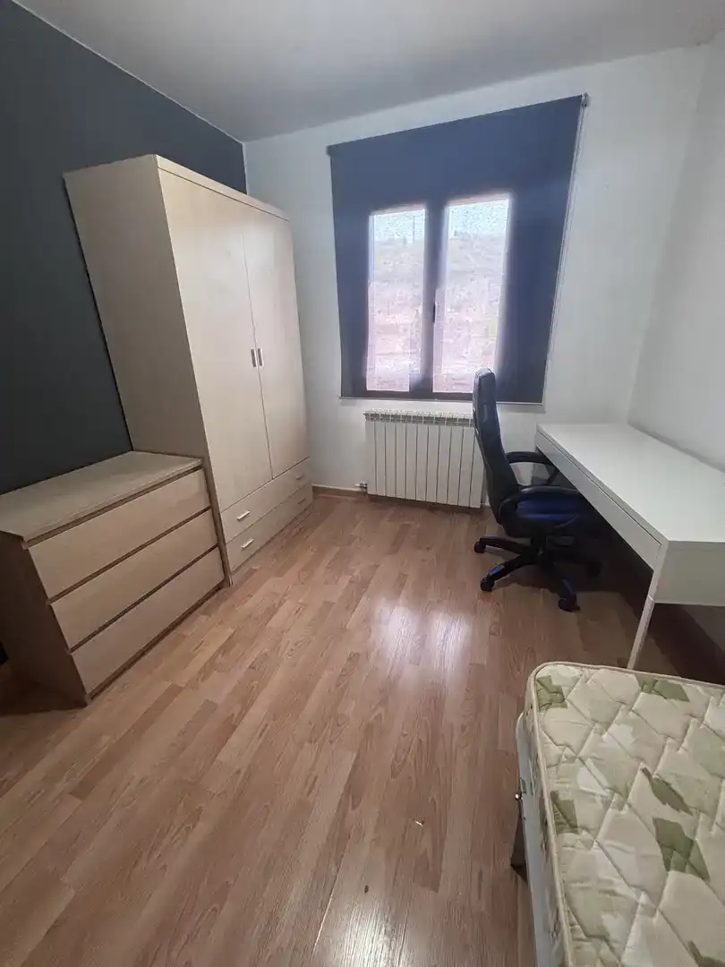 Bedroom of Flat for sale in Monzón  with Air Conditioner and Balcony