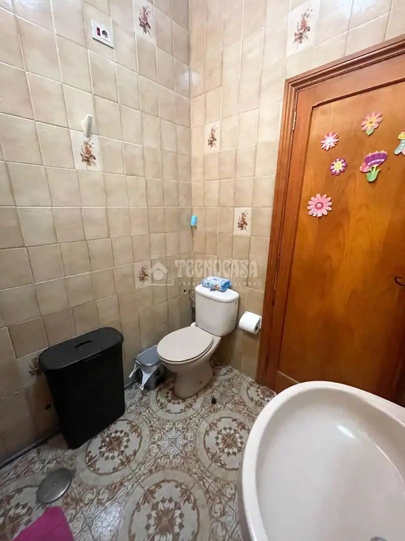 Bathroom of Houses for sale in Gáldar