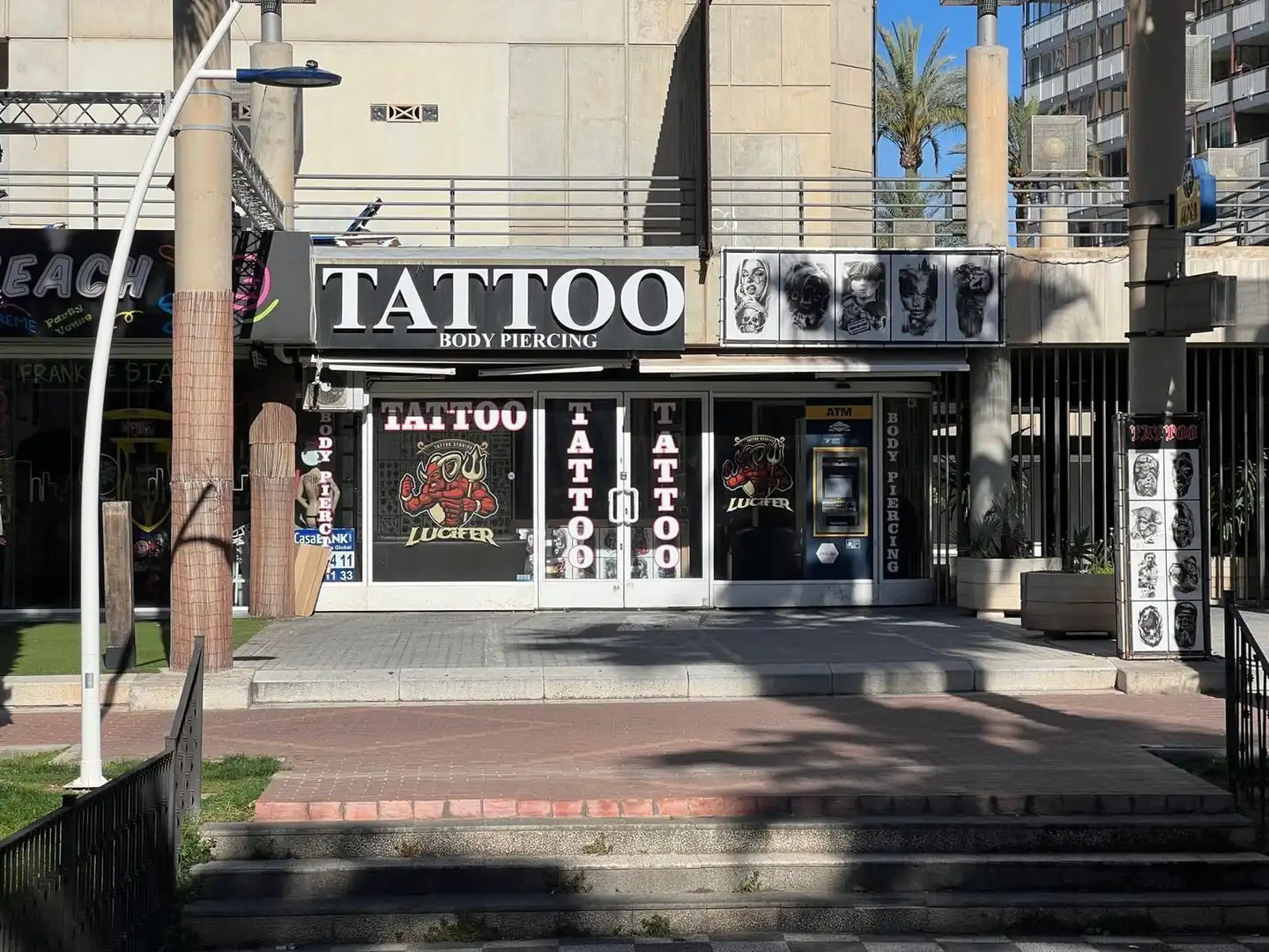 Locale commerciale in vendita a Playa de Levante
