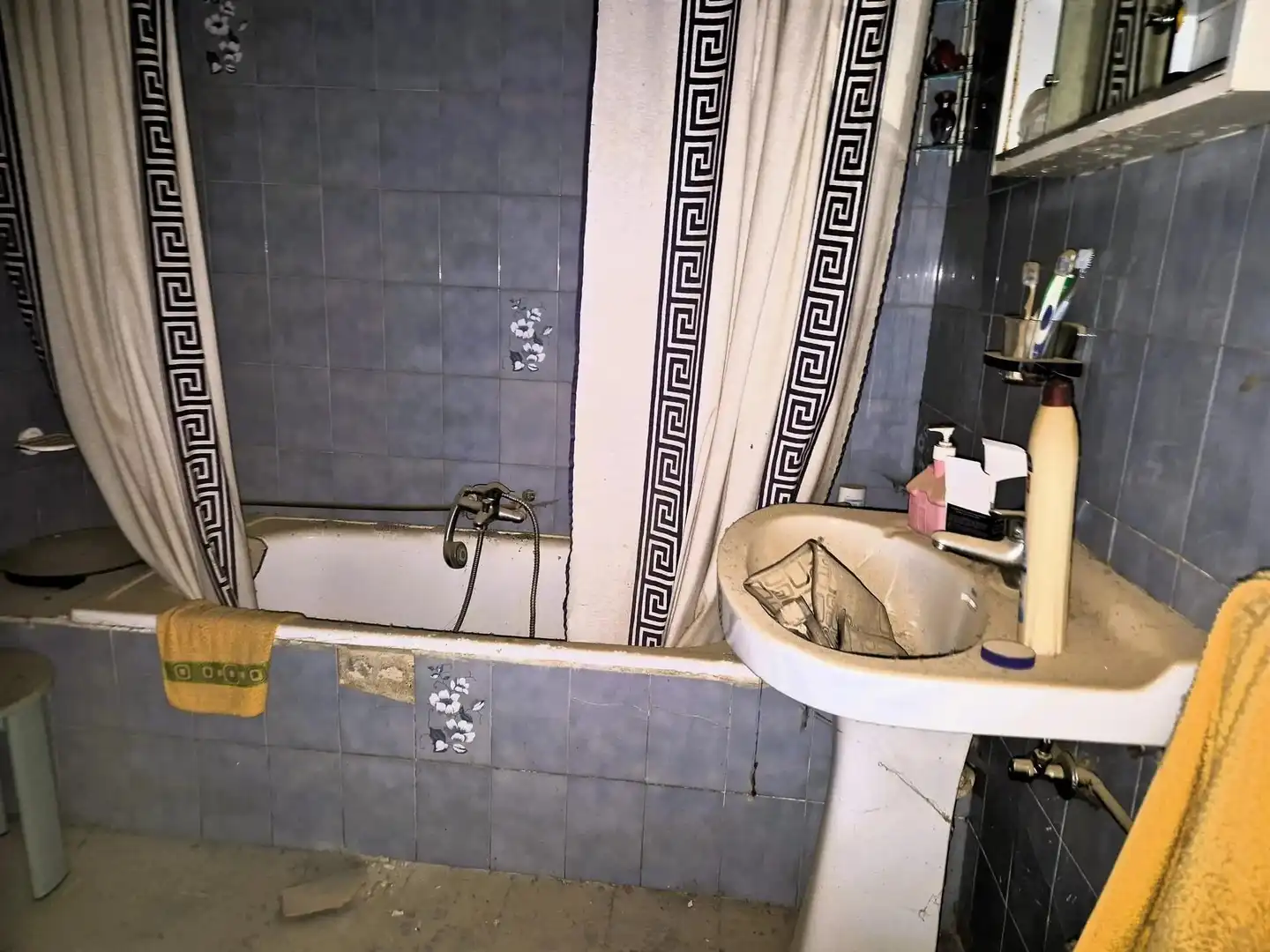 Badezimmer von Haus oder Chalet zum Verkauf in Loja, Granada