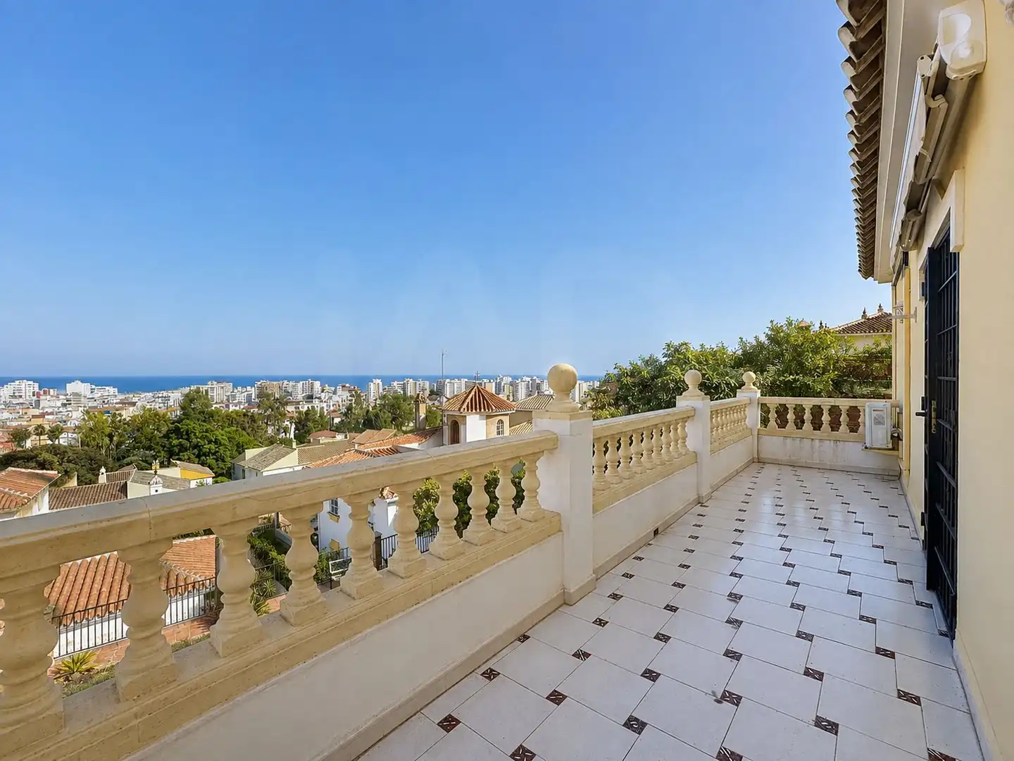 Casa con piscina en venta en Torre del Mar, imagen 13