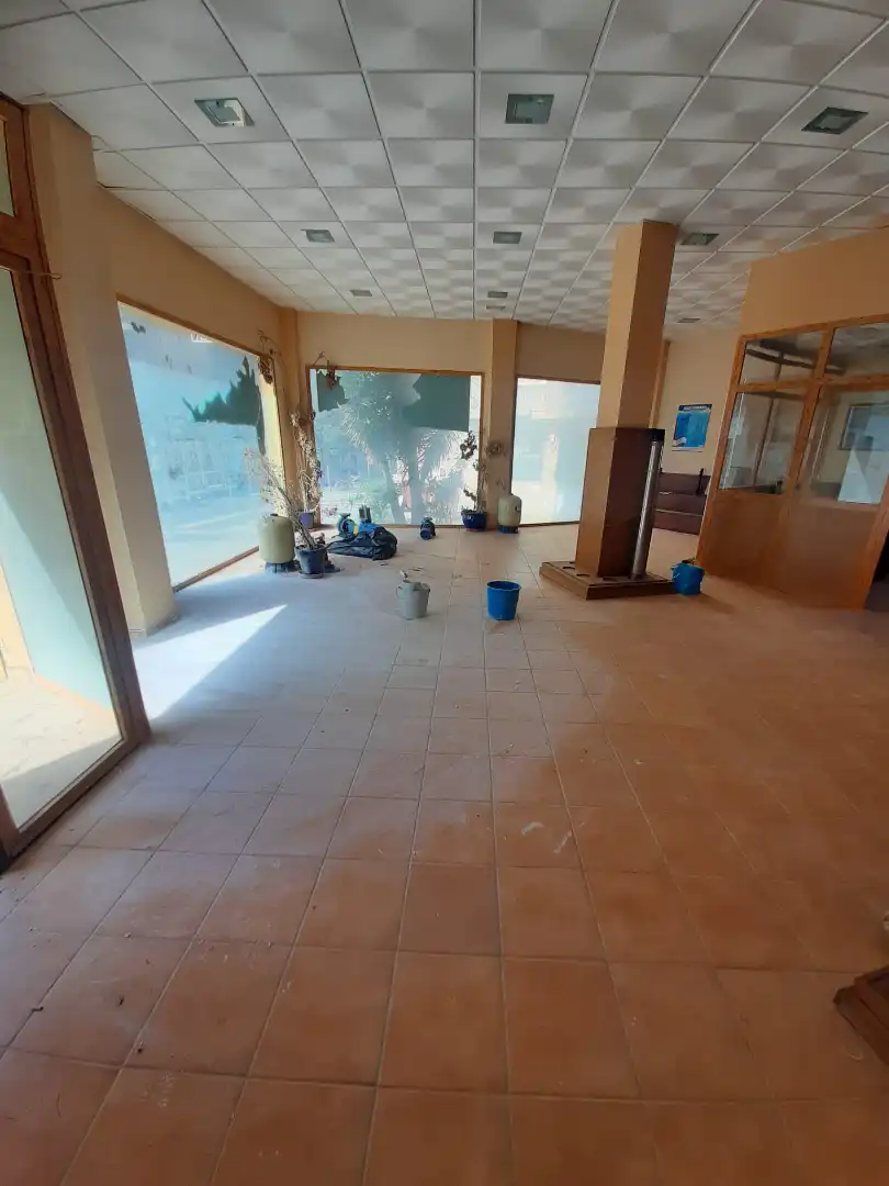 Local comercial en venda a Úbeda, imagen 4