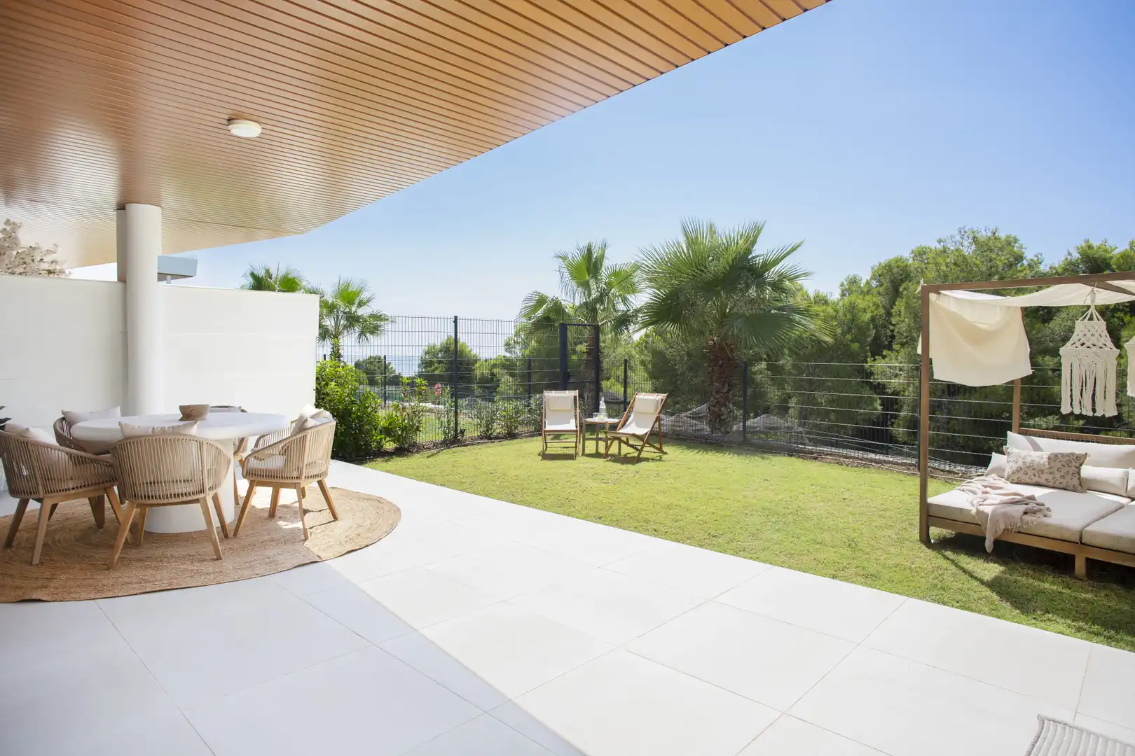 Habitatge amb piscina en venda a Puerto Deportivo, imagen 2