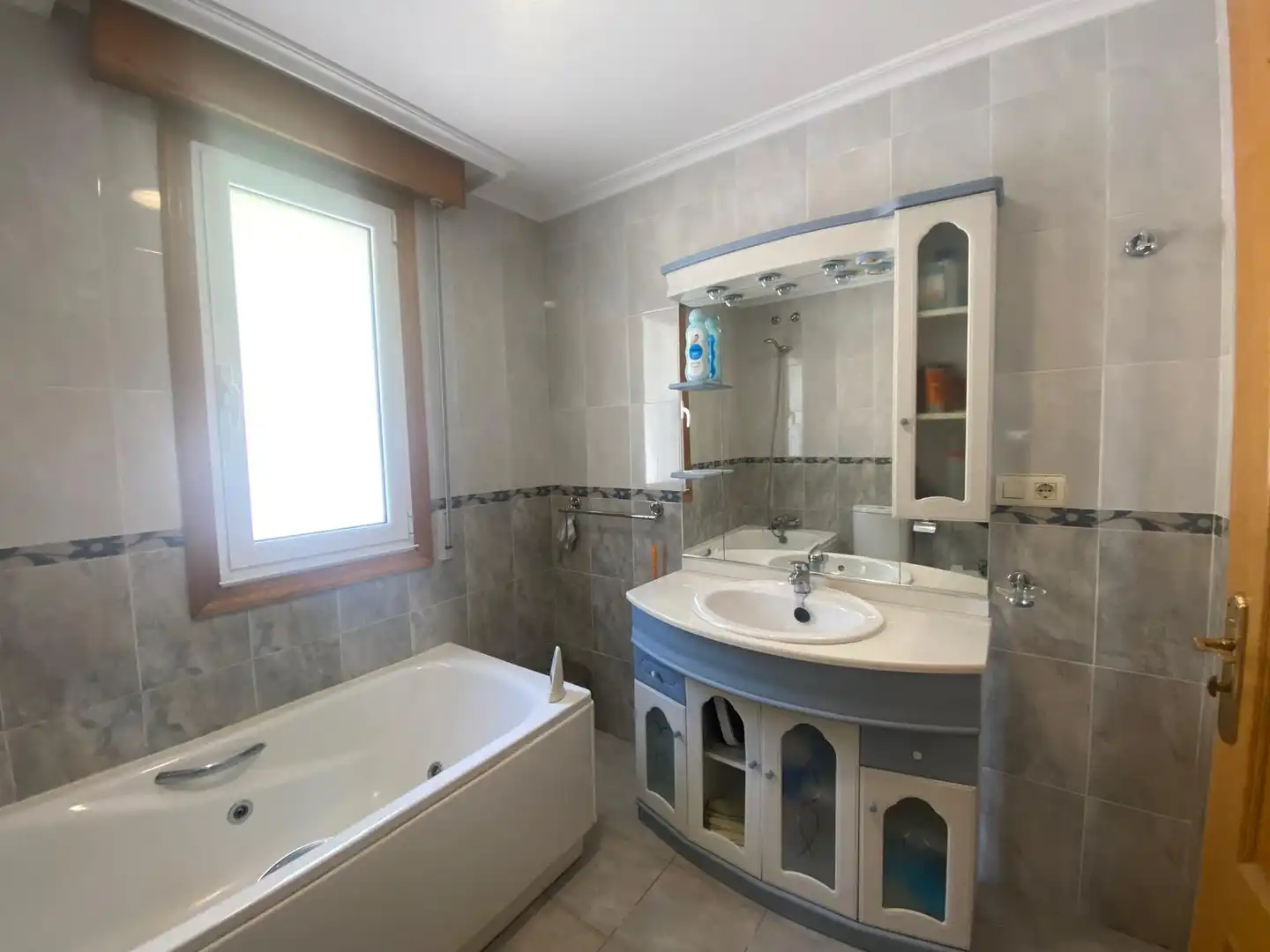 Baño de Casa o chalet en venta en O Irixo con Calefacción, Jardín privado y Parquet