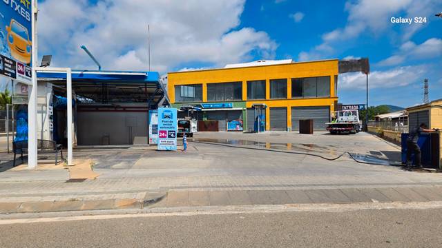 Local comercial en Alquiler en Carretera Accés Costa Brava, 192 en Mas Florit - Ca la Guidó