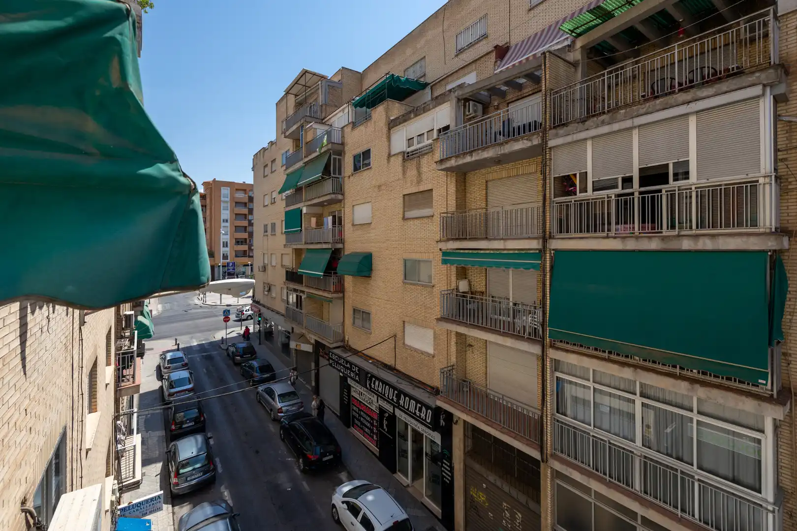 Vista exterior de Piso de alquiler en Granada con Calefacción, Amueblado y Lavadora