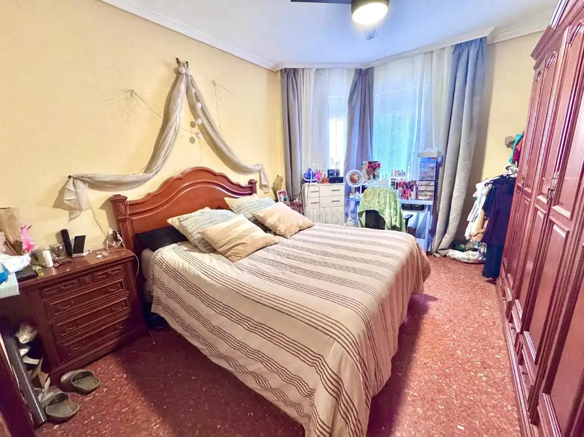 Habitación de Piso en venta en Córdoba con Aire acondicionado y Calefacción
