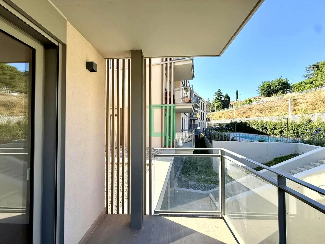 Terrasse von Wohnung zur Miete in Tiana mit Klimaanlage und Terrasse