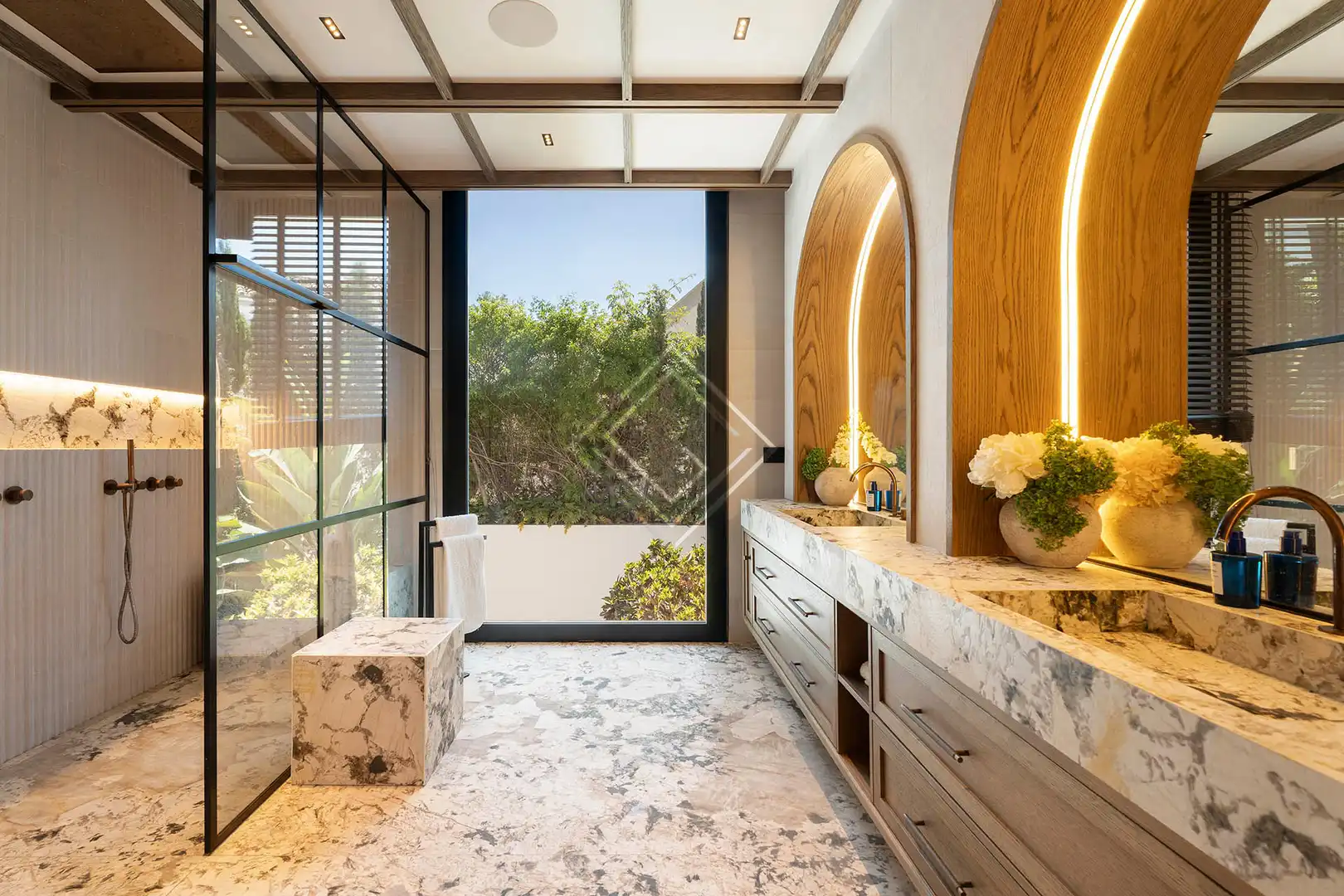 Baño de Casa o chalet en venta en Marbella con Aire acondicionado, Jardín privado y Terraza