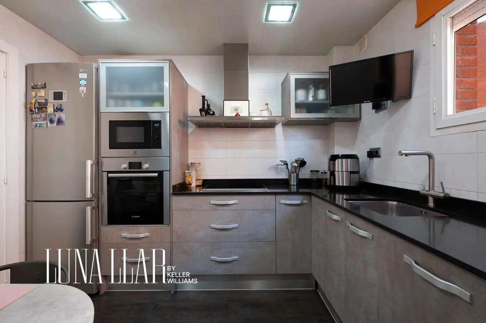 Kitchen of Detached homes for sale in Sant Joan Despí  with Heating and Parquet flooring