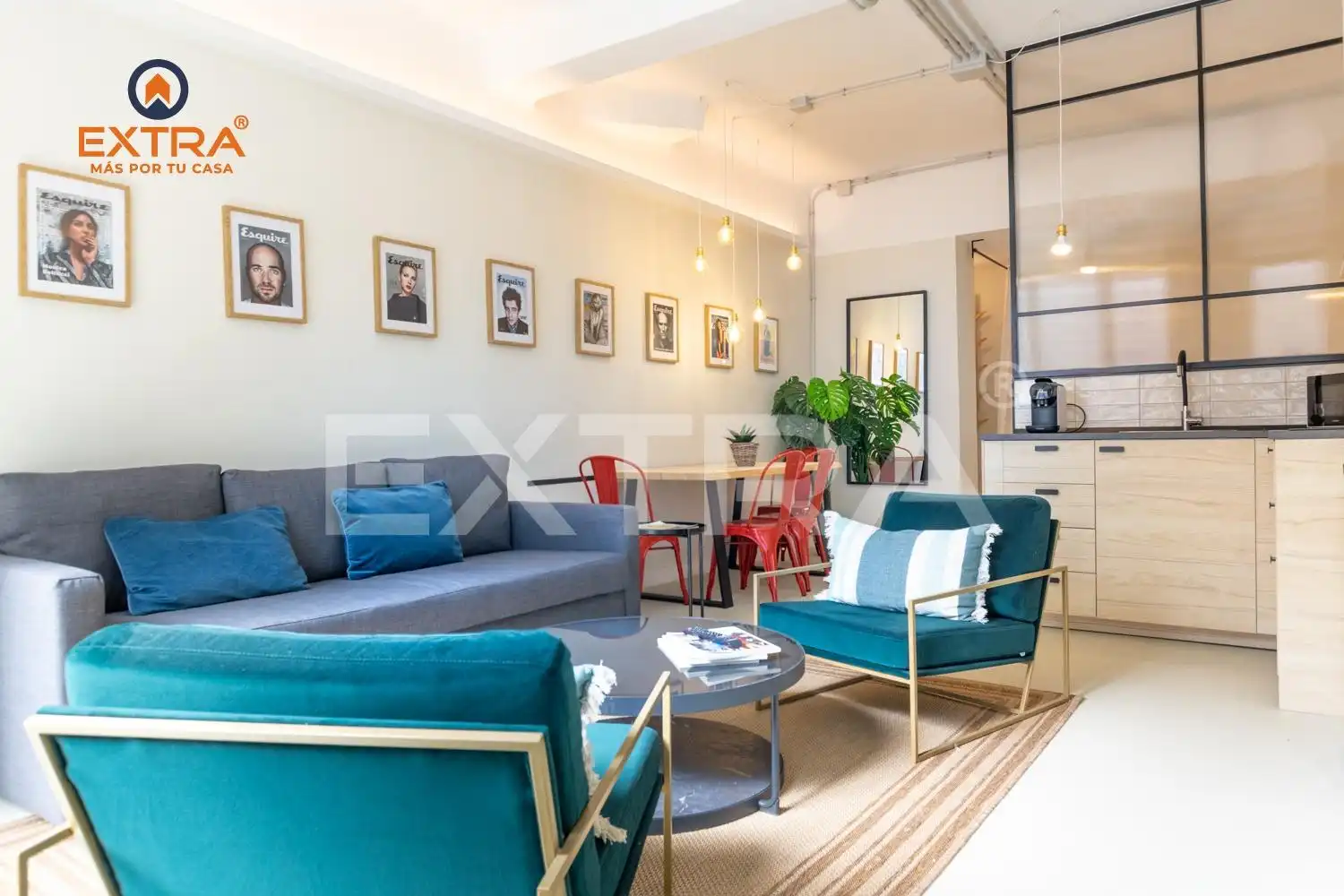 Living room of Flat for sale in Madrid  with Furnished
