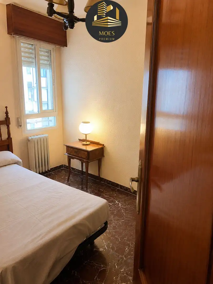 Habitación de Piso en venta en Úbeda con Aire acondicionado y Calefacción