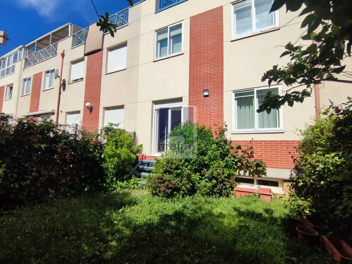 Vista exterior de Casa o xalet en venda en Burgos