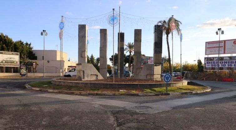 Vista exterior de Edificio en venta en Novelda