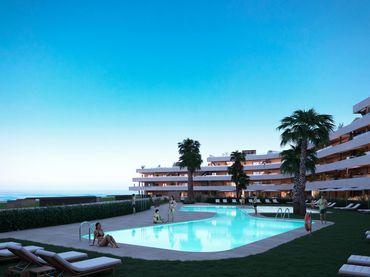 Apartament amb balcó en venda a Manilva Pueblo