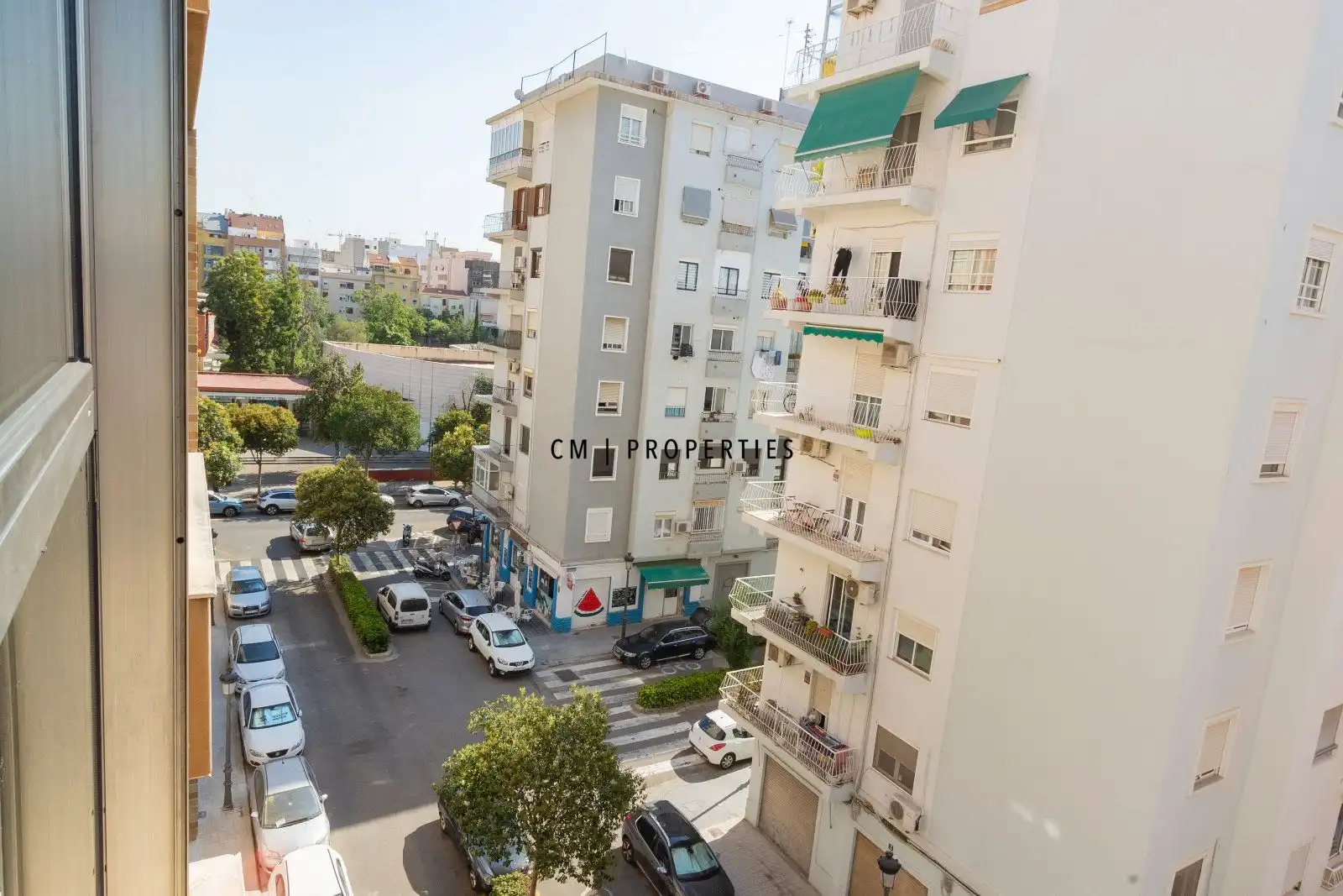 Außenansicht von Wohnung zur Miete in Valencia mit Klimaanlage, Heizung und Möbliert