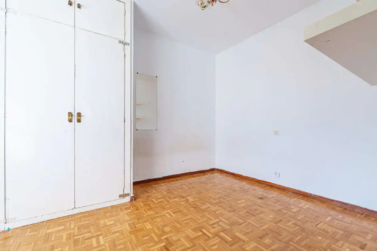 Schlafzimmer von Wohnung zum Verkauf in Madrid mit Heizung, Terrasse und Ofen