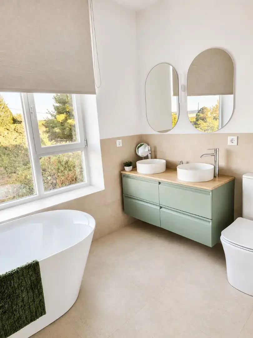 Baño de Casa o chalet en venta en Baza con Aire acondicionado, Calefacción y Jardín privado