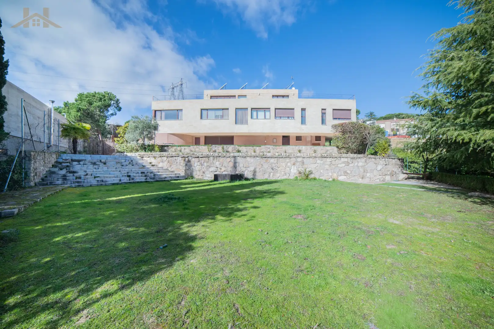 Exterior view of Houses for sale in Torrelodones  with Air Conditioner, Heating and Private garden