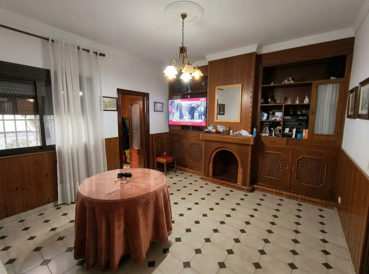 Casa adosada en venta en Benacazón con Aire acondicionado y Amueblado