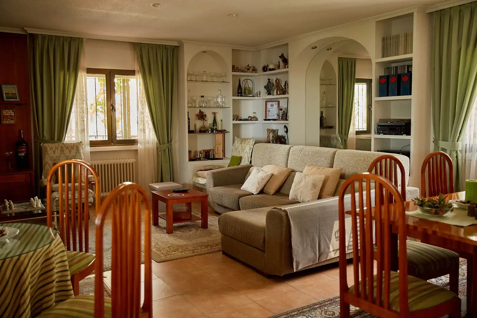 Living room of Houses for sale in Miraflores de la Sierra  with Air Conditioner, Heating and Private garden