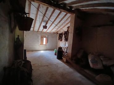 House for sale in Algueña