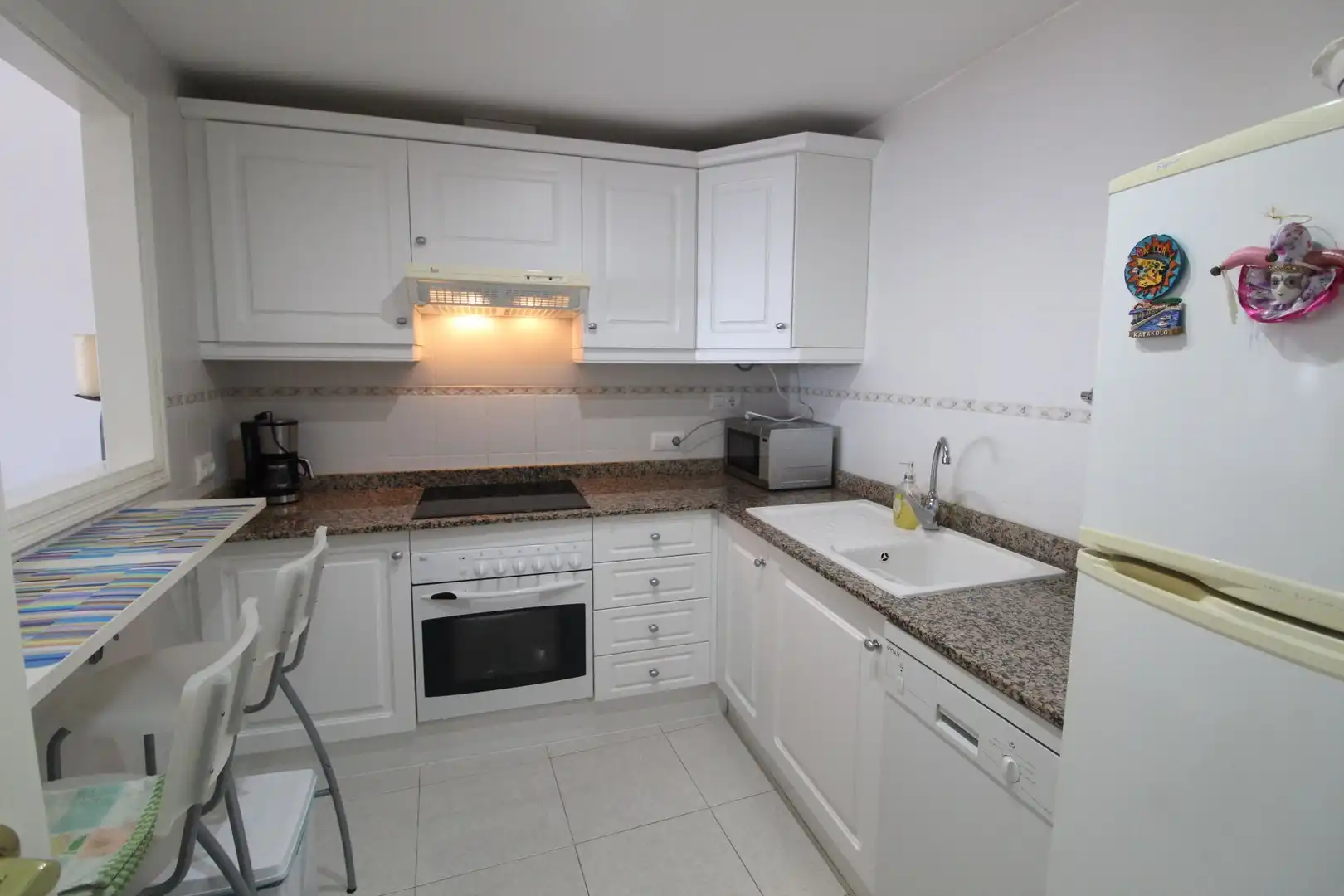 Küche von Wohnungen zum Verkauf in Calpe / Calp mit Terrasse, Abstellraum und Gemeinschaftspool