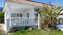 Vista exterior de Casa o xalet en venda en Alcanar amb Terrassa