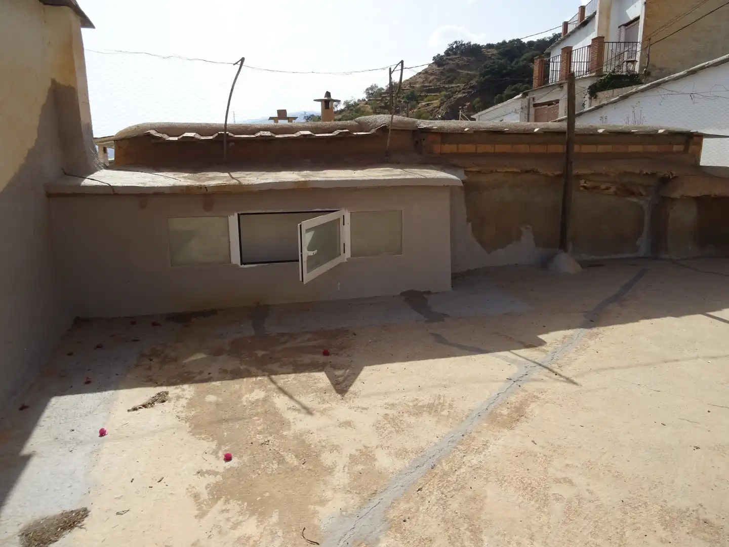 Außenansicht von Einfamilien-Reihenhaus zum Verkauf in Nevada mit Terrasse, Möbliert und Balkon