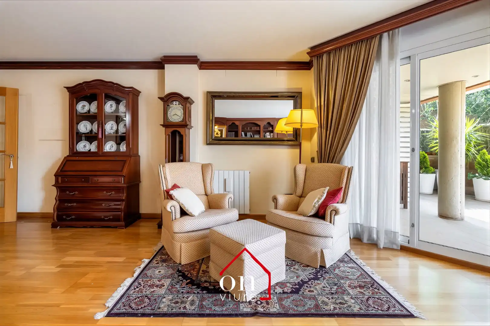 Sala d'estar de Pis en venda en Sant Cugat del Vallès amb Aire condicionat, Calefacció i Parquet