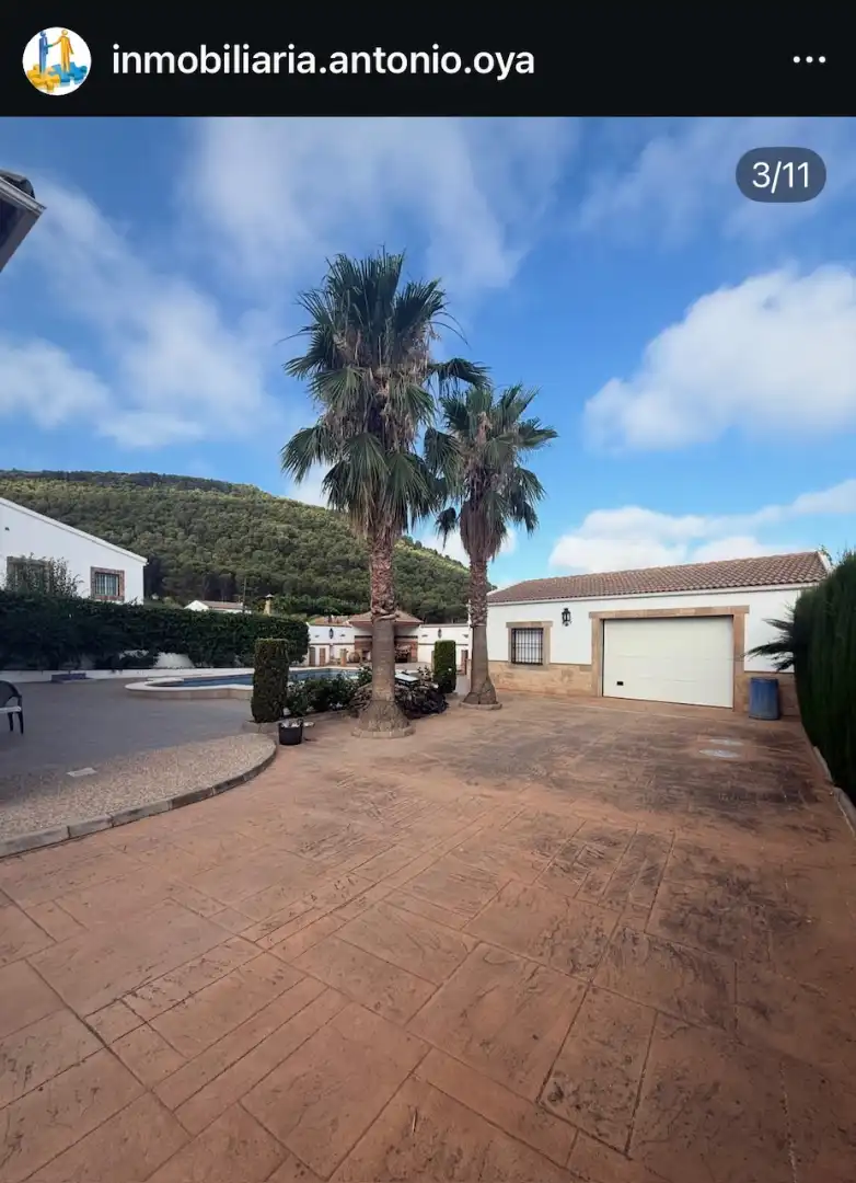 Außenansicht von Country house zum Verkauf in Mancha Real mit Privatgarten, Terrasse und Abstellraum