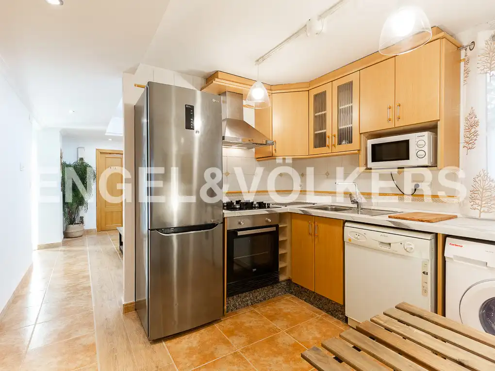 Kitchen of Flat for rent in Valencia  with Air Conditioner, Heating and Terrace
