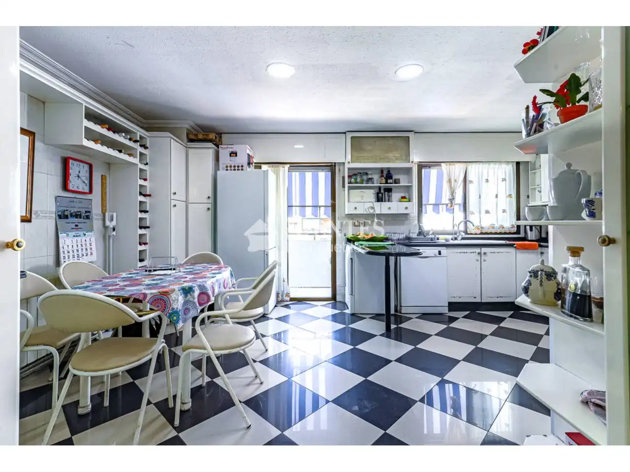 Cuina de Apartament en venda en Alicante / Alacant amb Aire condicionat, Calefacció i Parquet