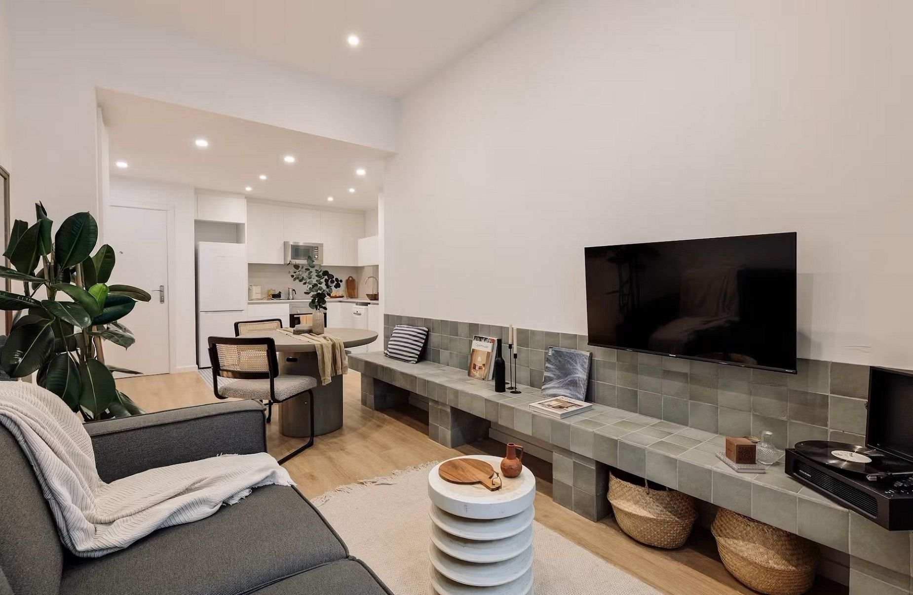Flat to rent in Calle de Puente la Reina, 1, Las Tablas