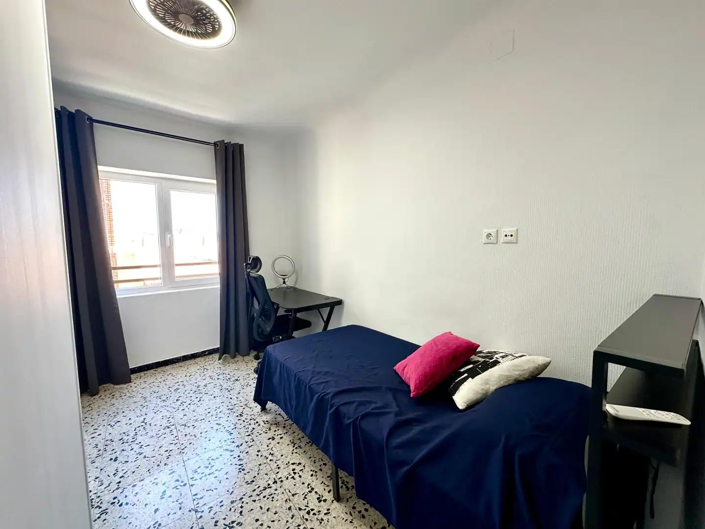 Schlafzimmer von Wohnungen zum Verkauf in Alicante / Alacant mit Möbliert