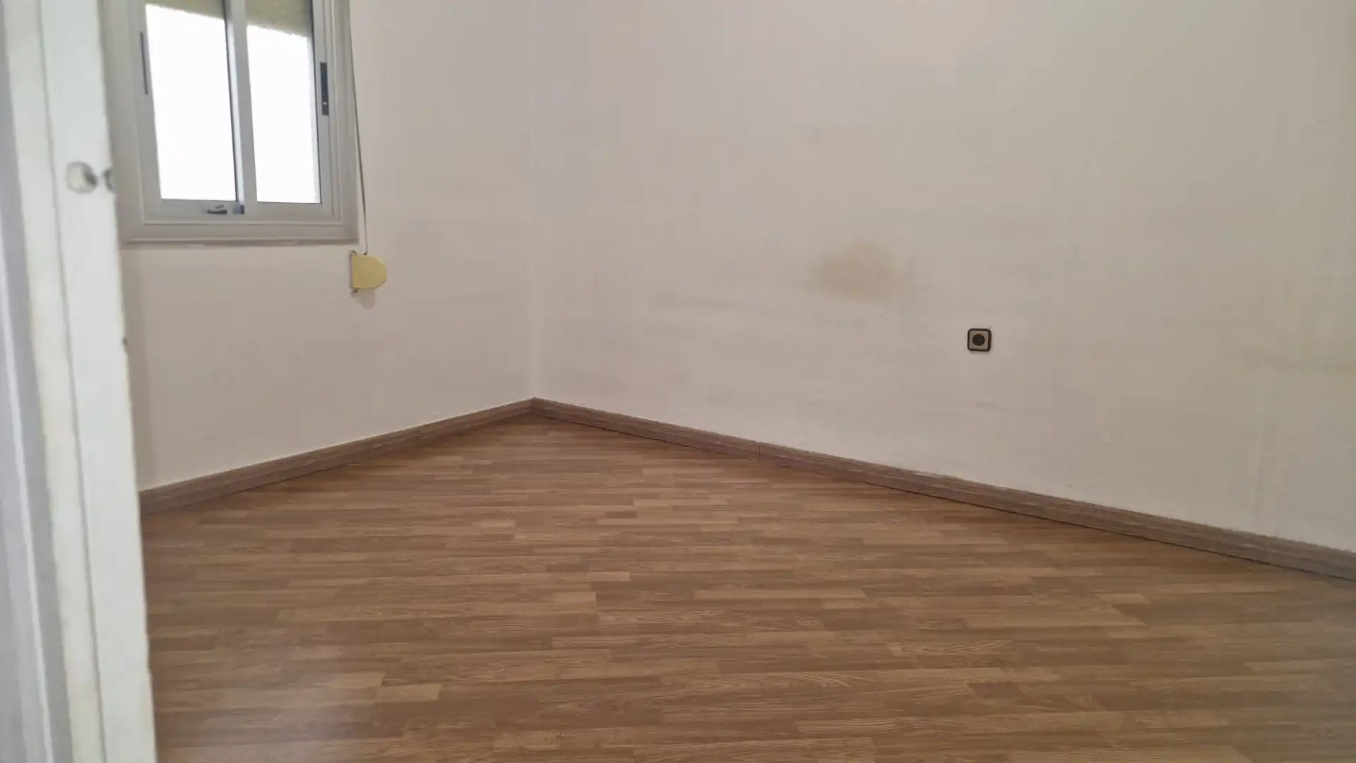 Schlafzimmer von Wohnung zum Verkauf in Sant Boi de Llobregat mit Balkon und Alarm