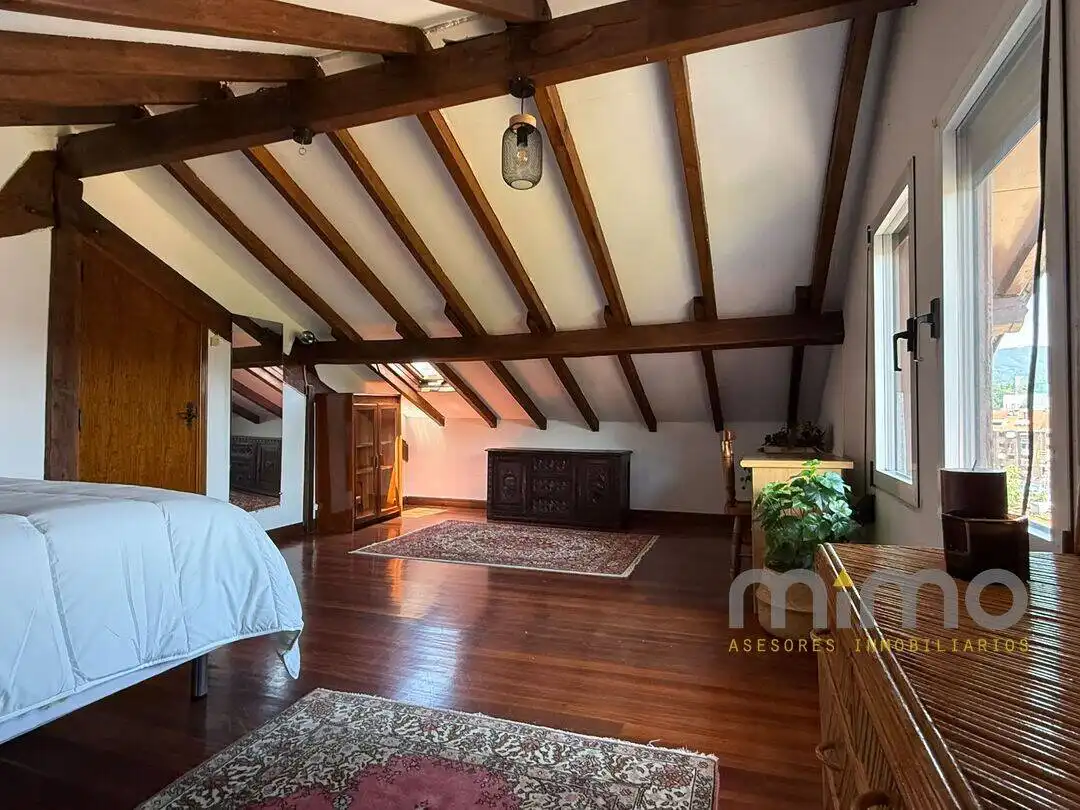 Sala de estar de Dúplex en venta en Errenteria con Calefacción, Trastero y Balcón